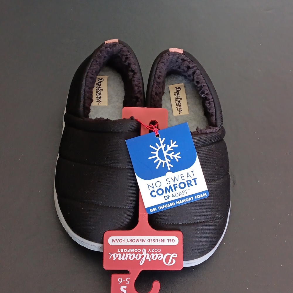 slippers